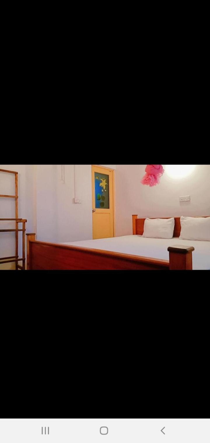 Pravindi Guest Home Мириса Стая снимка