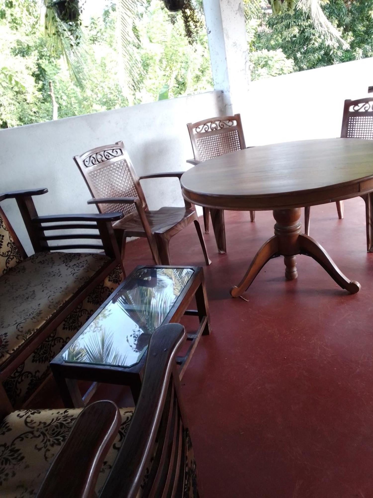 Pravindi Guest Home Мириса Екстериор снимка