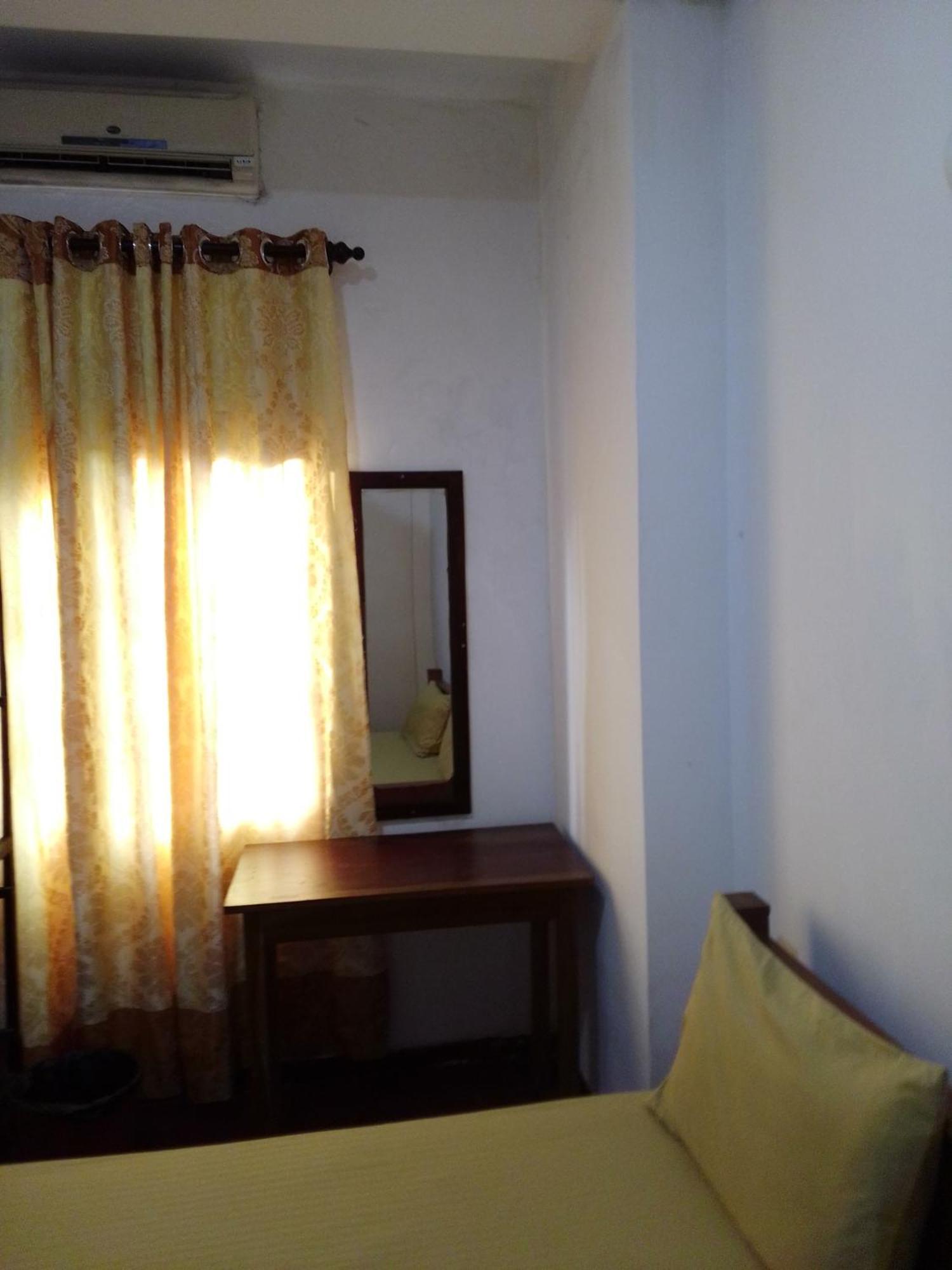 Pravindi Guest Home Мириса Екстериор снимка