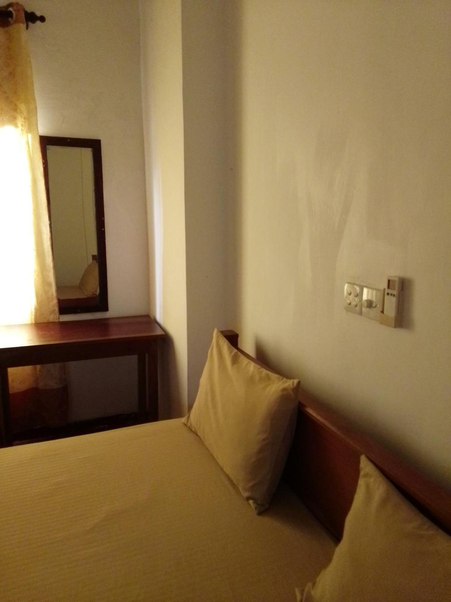 Pravindi Guest Home Мириса Екстериор снимка