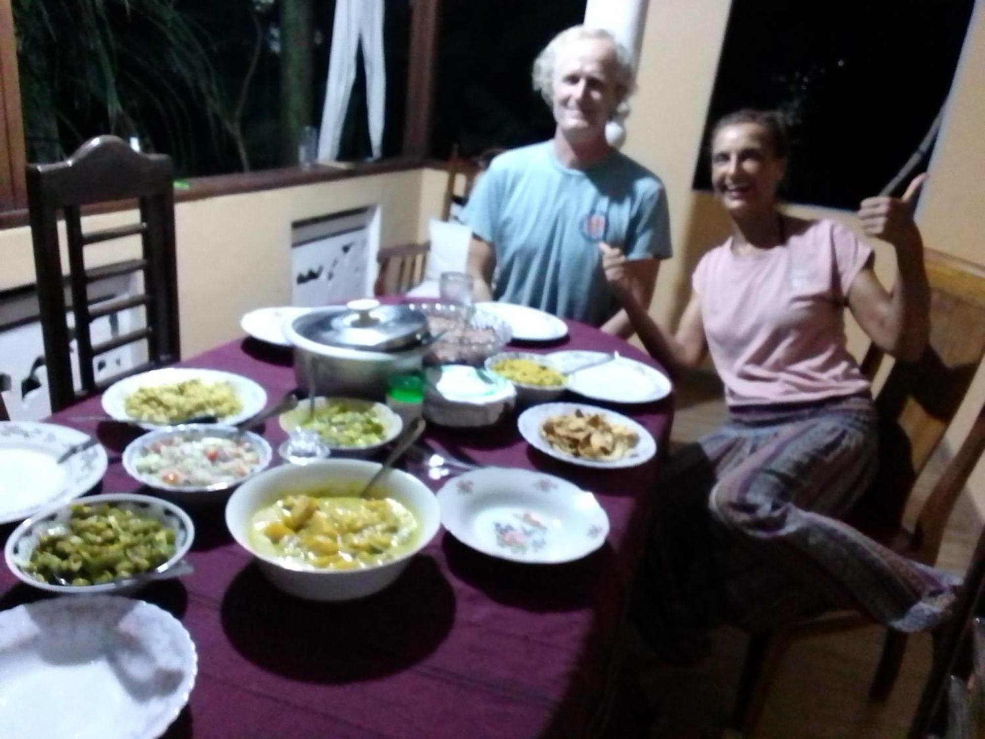 Pravindi Guest Home Мириса Екстериор снимка